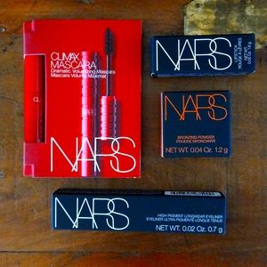 NARS Makeup travel set